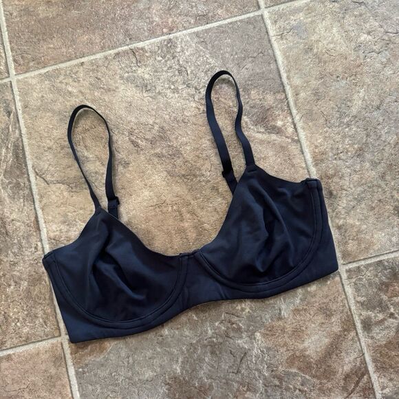 Skims Fits Everybody Unlined Demi Bra Onyx Size 32D - Picture 5 of 11